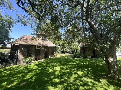 Maison - 151 m² - 5 pièces