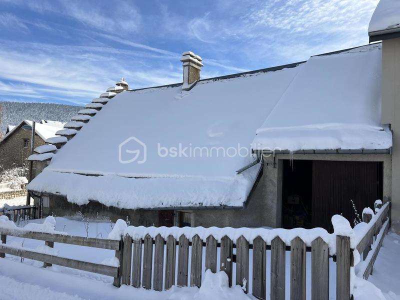 Maison ancienne - 120 m² - 3 pièces