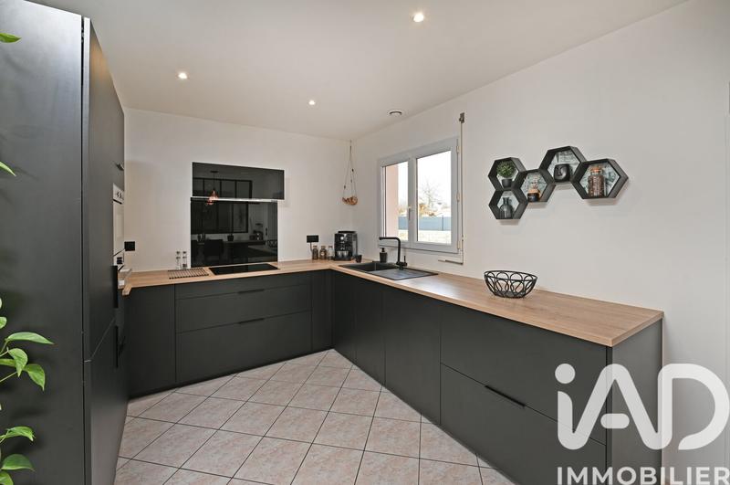 Maison - 128 m² - 6 pièces