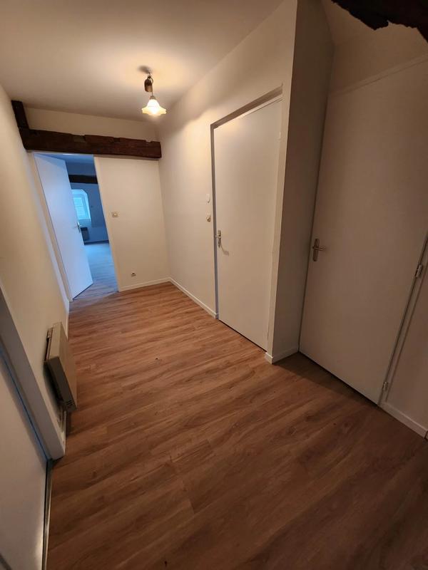 Appartement - 137 m² - 8 pièces