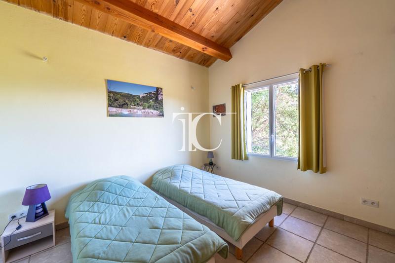 Villa - 160 m² - 5 pièces