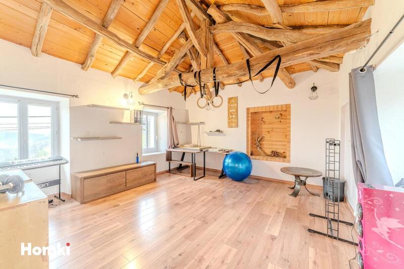 Maison en pierre - 105 m² - 5 pièces