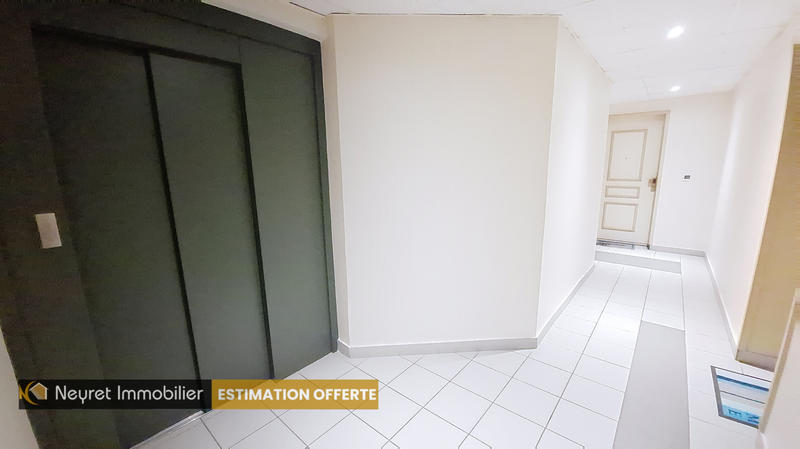 Appartement - 89 m² - 4 pièces