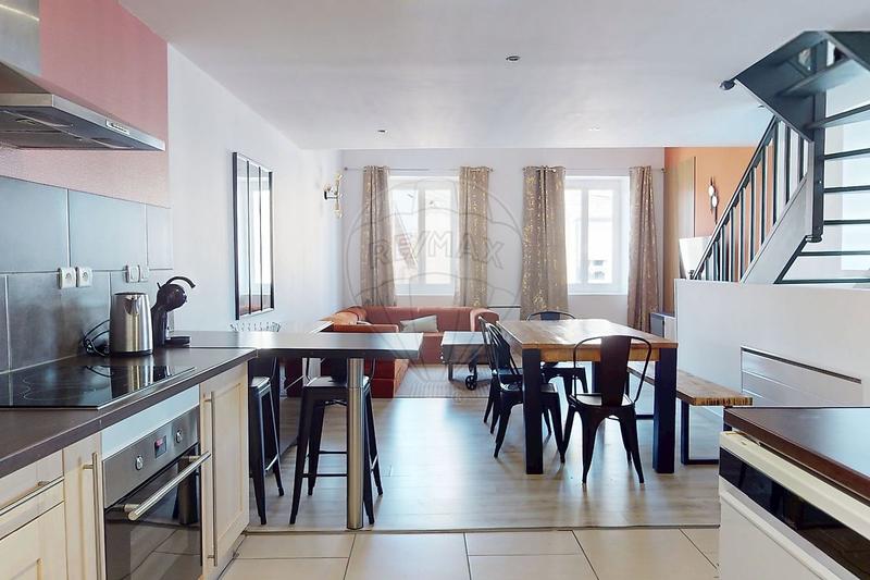Maison de ville - 77 m² - 4 pièces