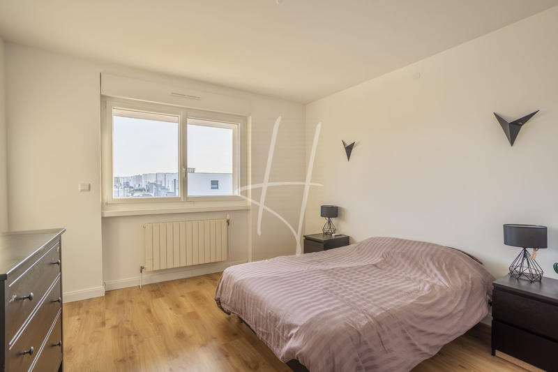 Maison - 200 m² - 7 pièces