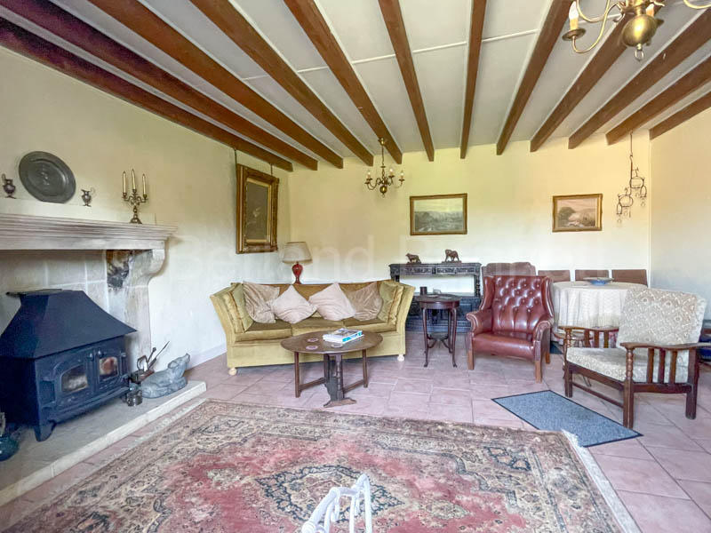 Maison en pierre - 220 m² - 6 pièces