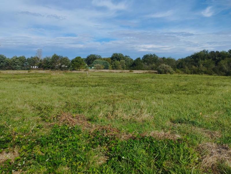 Terrain constructible - 1 526 m²