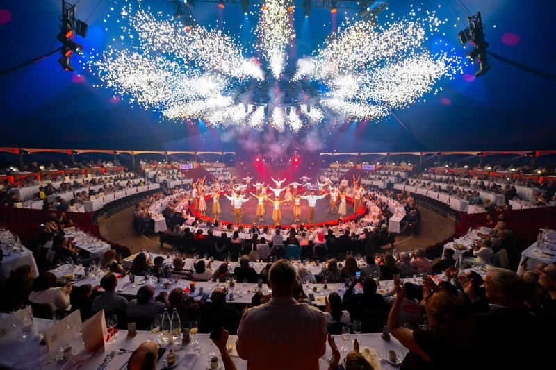 Dîner signature au cirque Arlette Gruss