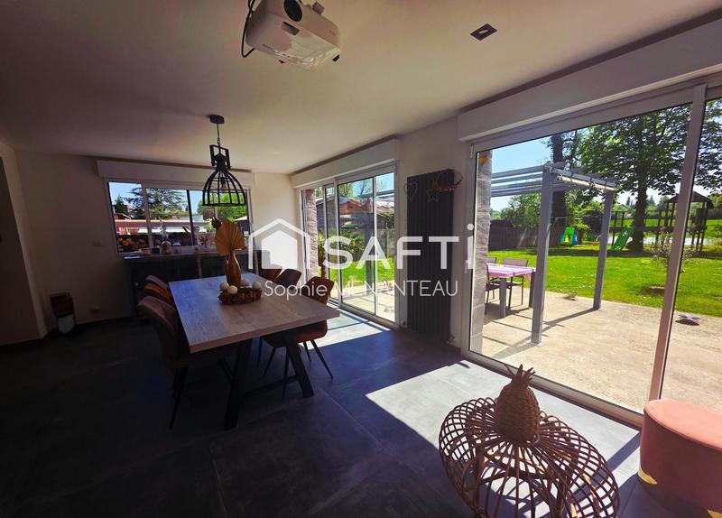 Maison - 141 m² - 6 pièces