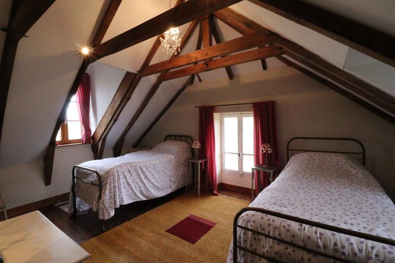 Maison - 104 m² - 5 pièces