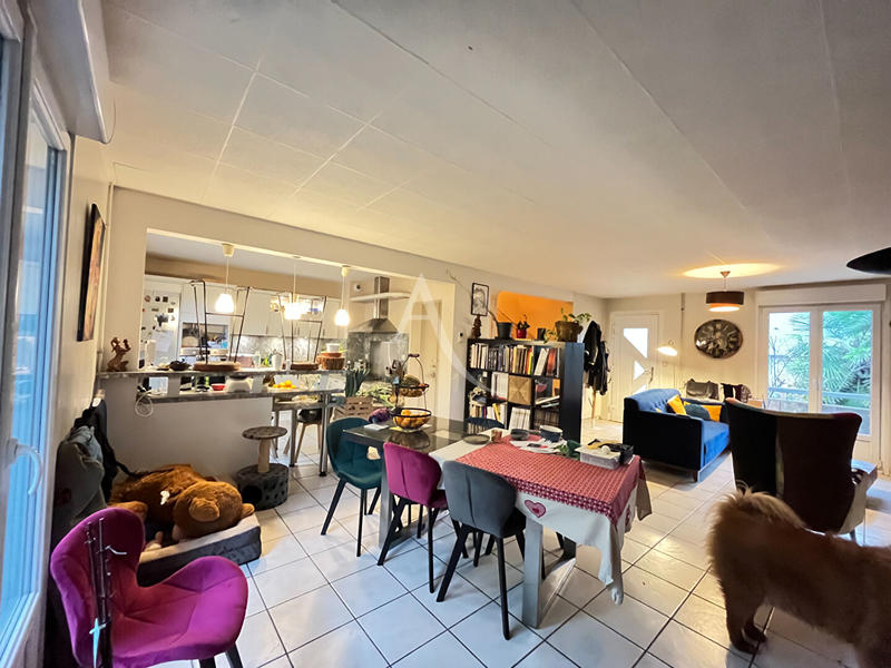 Maison - 100 m² - 4 pièces