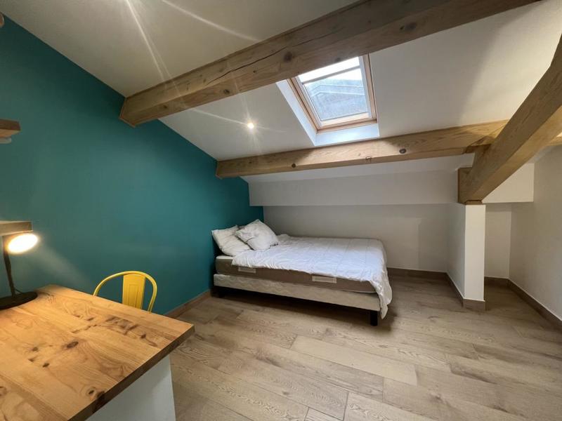 Appartement - 100 m² - 6 pièces