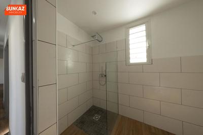 Appartement - 79 m² - 4 pièces