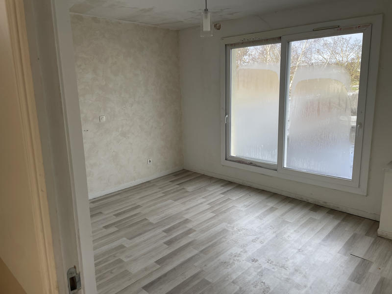 Local commercial - 744 m²