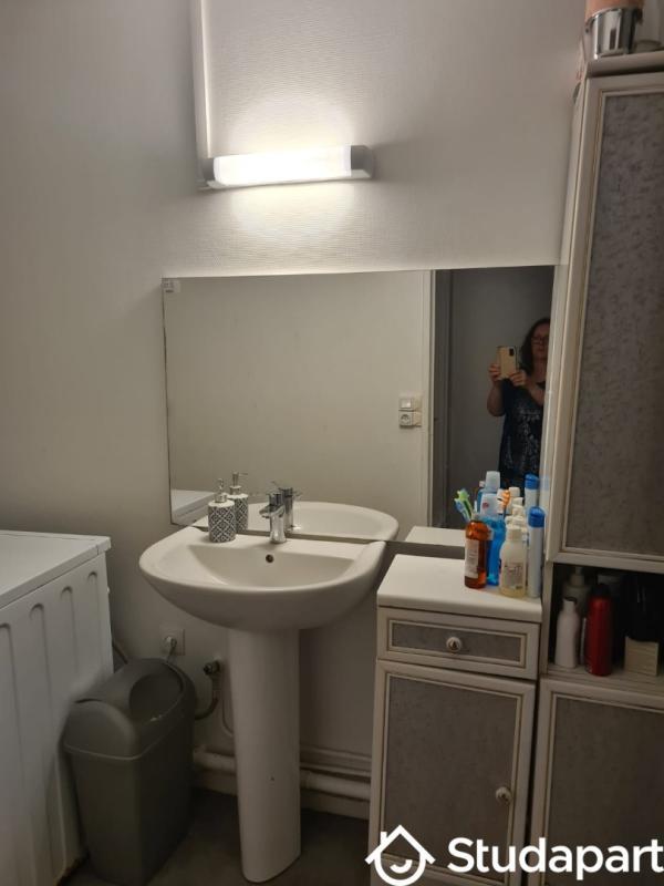 Chambre - 12 m² - 1 pièce