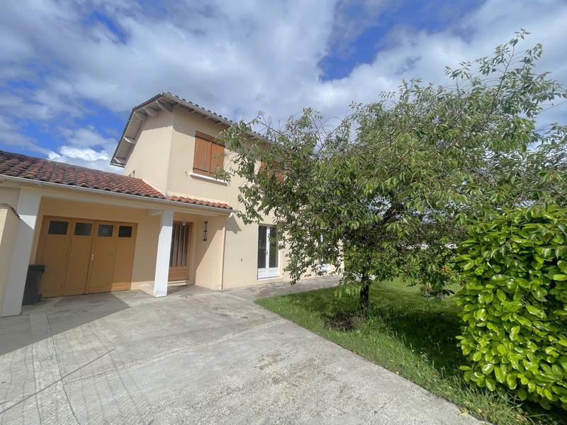 Maison - 87 m² - 7 pièces