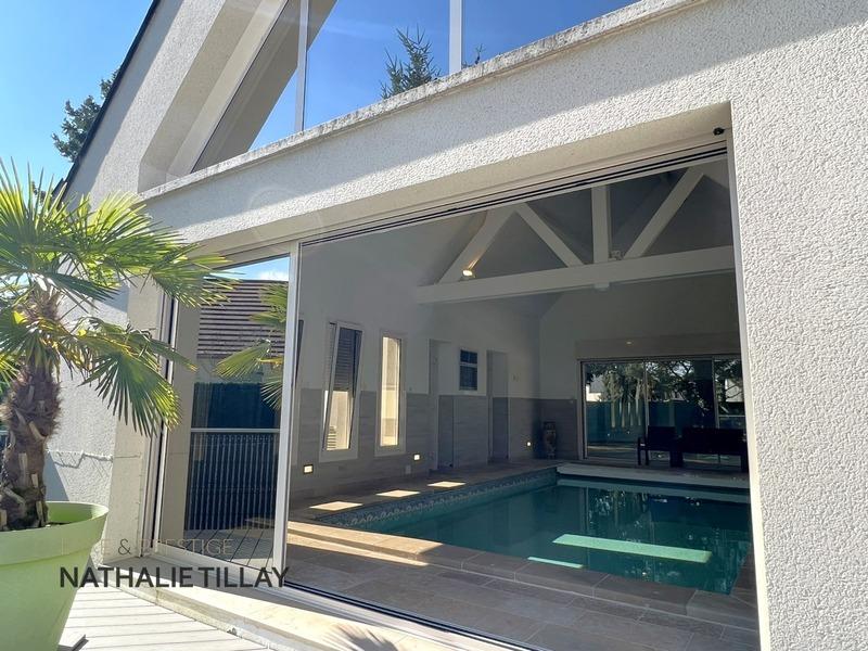 Maison - 231 m² - 6 pièces