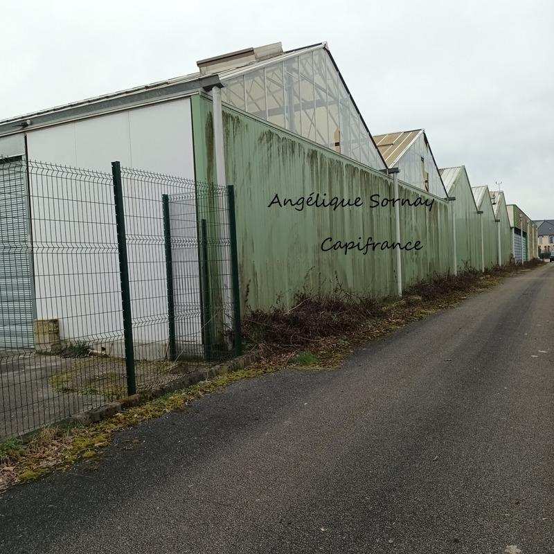 Local d'activité / Entrepôt - 1 518 m² - 4 pièces