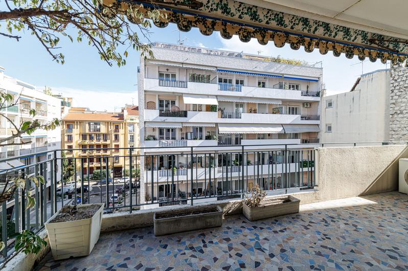 Appartement - 105 m² - 4 pièces