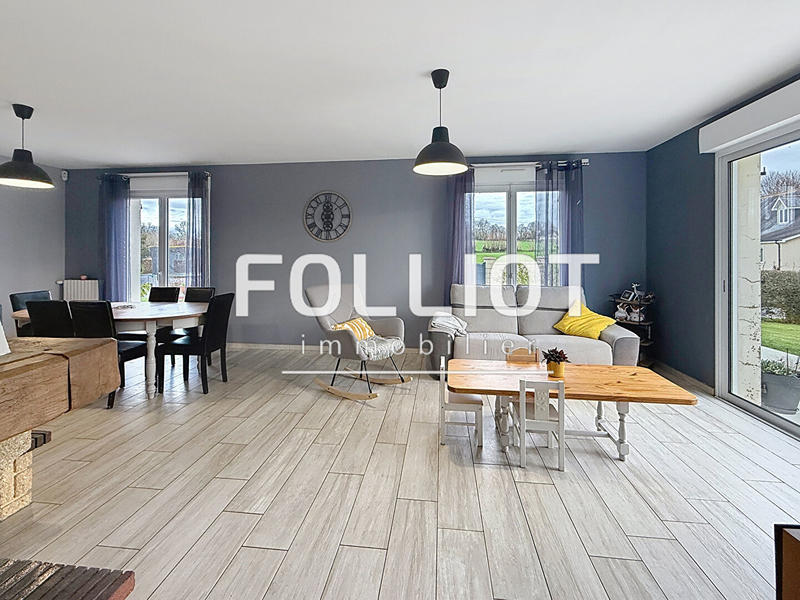 Maison - 158 m² - 8 pièces