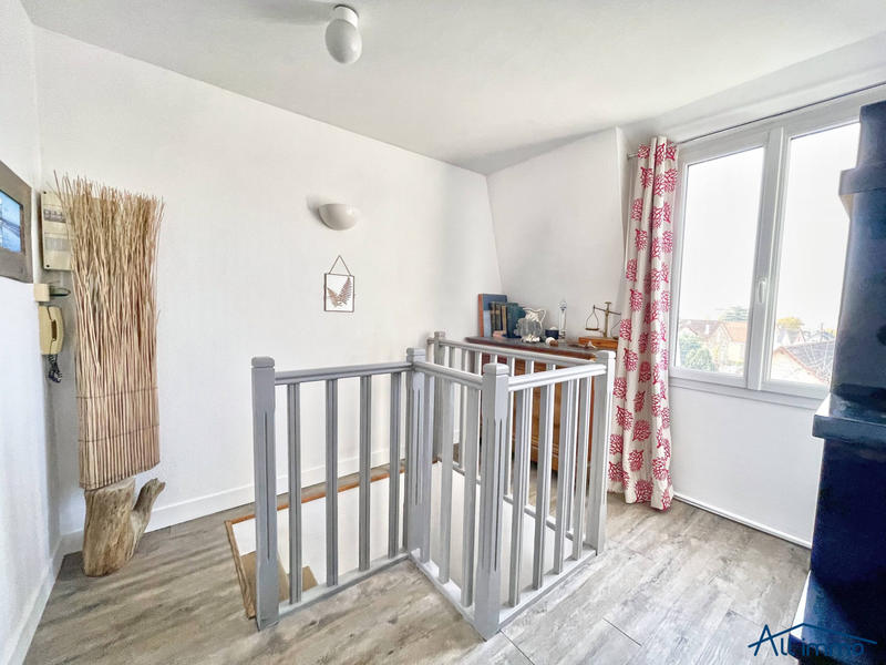 Maison ancienne - 180 m² - 6 pièces