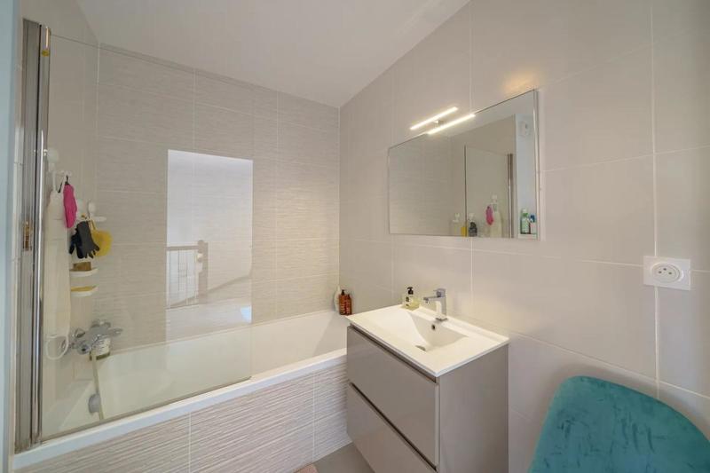 Maison - 82 m² - 4 pièces