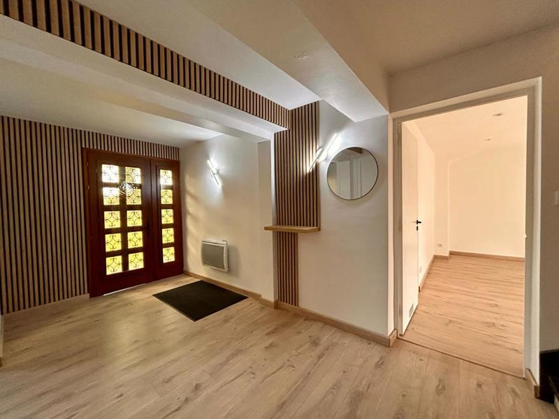 Maison - 143 m² - 6 pièces