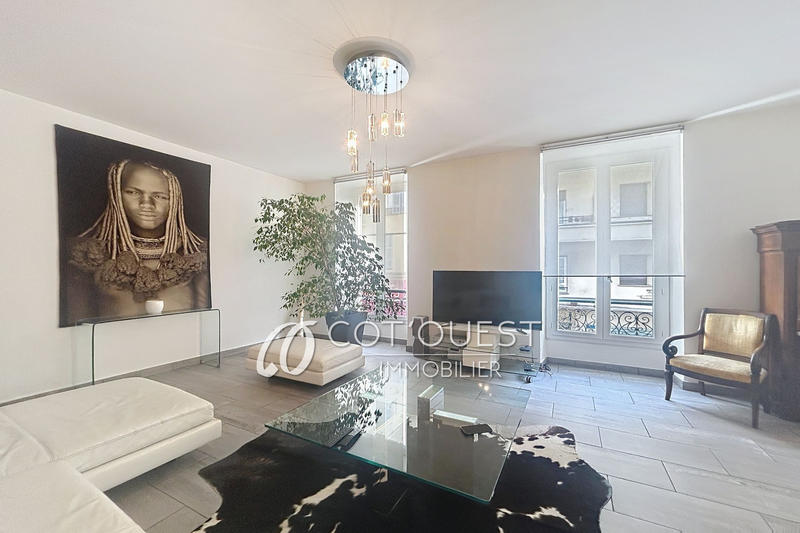 Appartement - 97 m² - 3 pièces