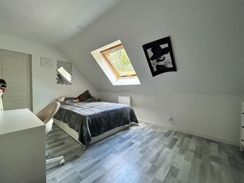 Maison - 141 m² - 8 pièces