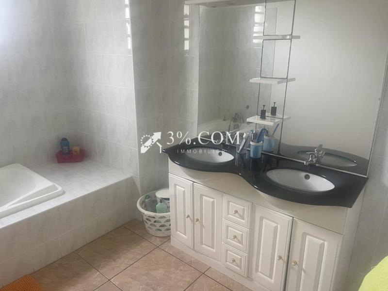 Villa - 159 m² - 8 pièces