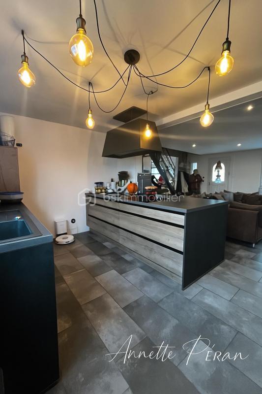 Maison de ville - 140 m² - 7 pièces