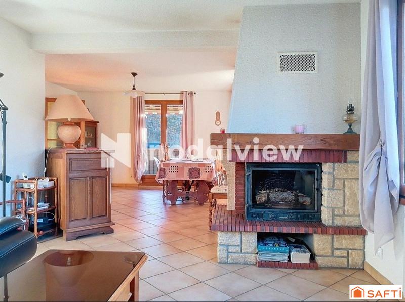 Maison - 180 m² - 6 pièces