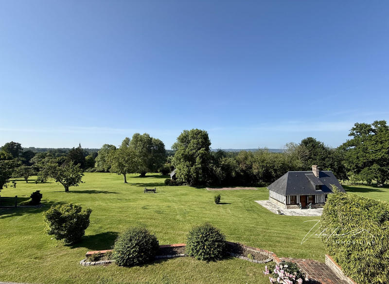 Maison - 322 m² - 7 pièces