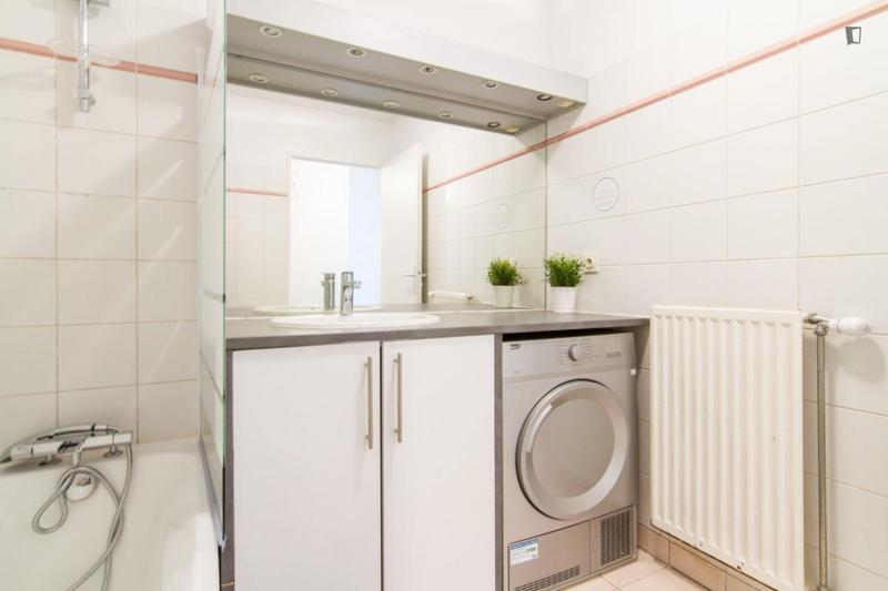 Chambre - 14 m² - 5 pièces