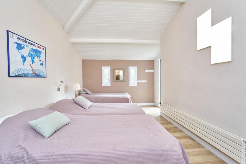 Maison - 203 m² - 7 pièces