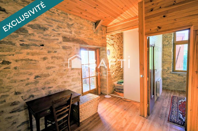 Maison - 295 m² - 9 pièces