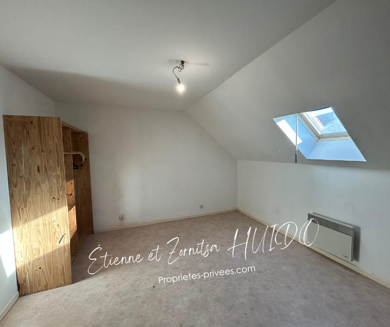 Maison - 256 m² - 10 pièces