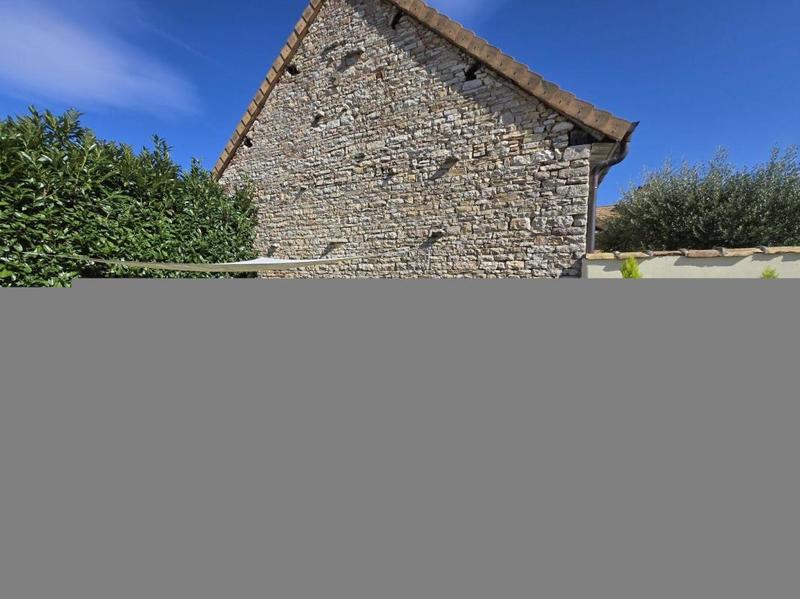 Maison - 80 m² - 3 pièces