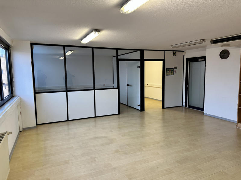 Bureau - 107 m²