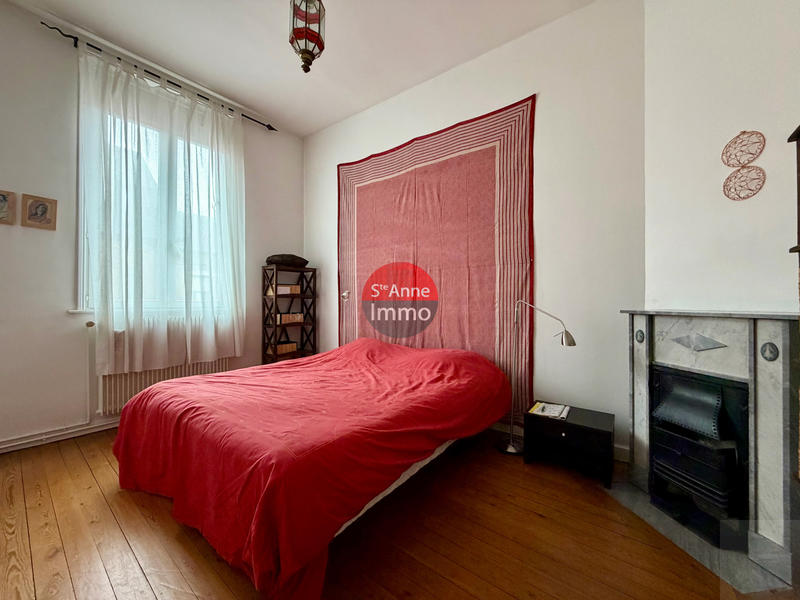 Maison - 260 m² - 10 pièces