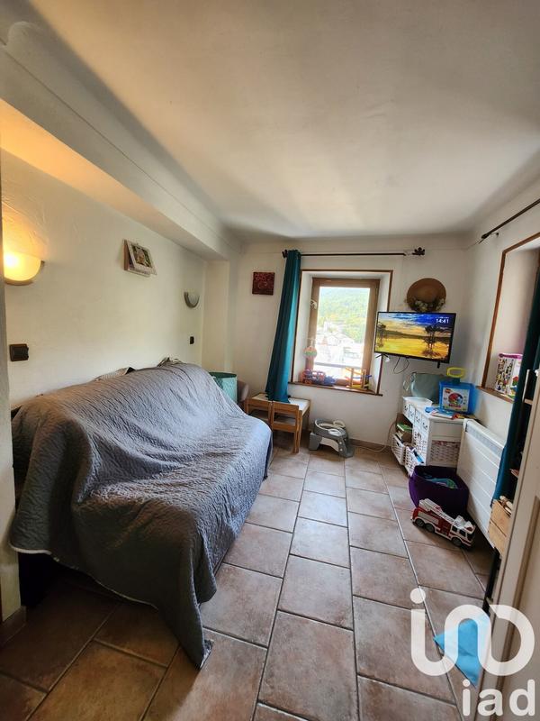 Maison - 97 m² - 5 pièces