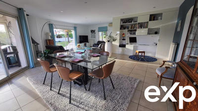 Maison - 204 m² - 5 pièces