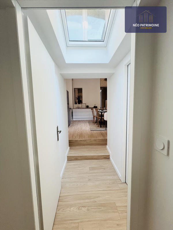 Appartement - 100 m² - 4 pièces