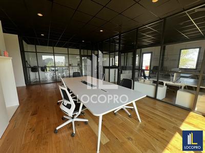 Local d'activité / Entrepôt - 1 293 m²
