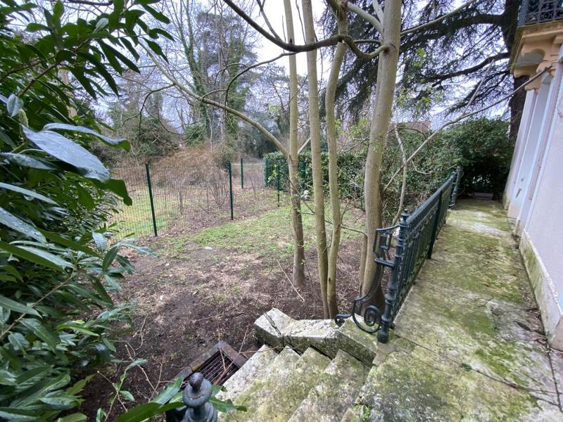 Appartement ancien - 76 m² - 3 pièces