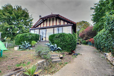 Maison - 74 m² - 5 pièces