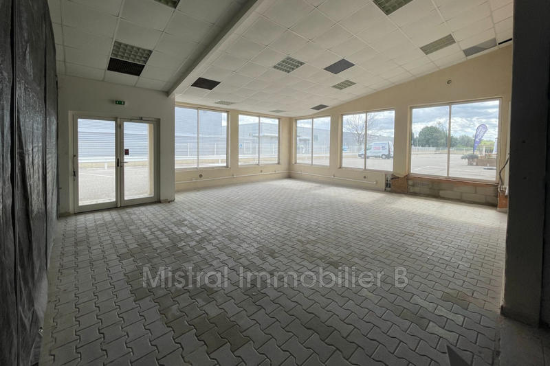 Local commercial - 280 m²