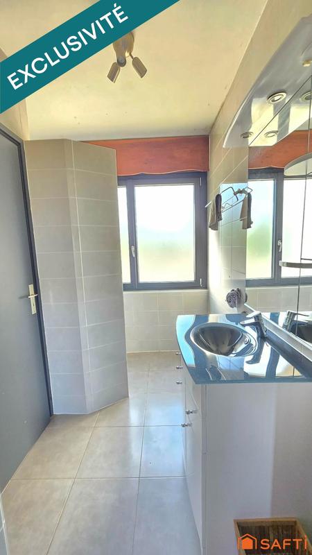 Maison - 225 m² - 8 pièces