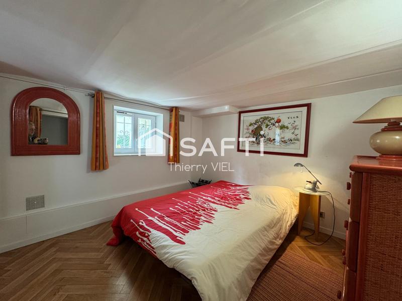 Maison - 150 m² - 5 pièces