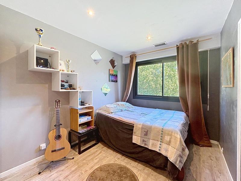 Maison - 254 m² - 7 pièces